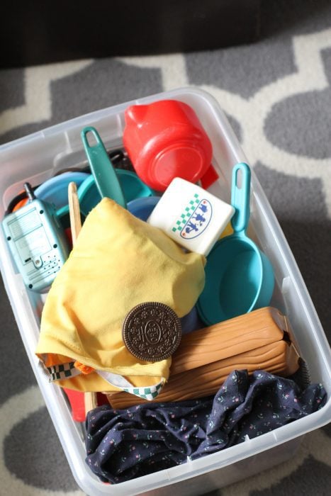 Toy food bin